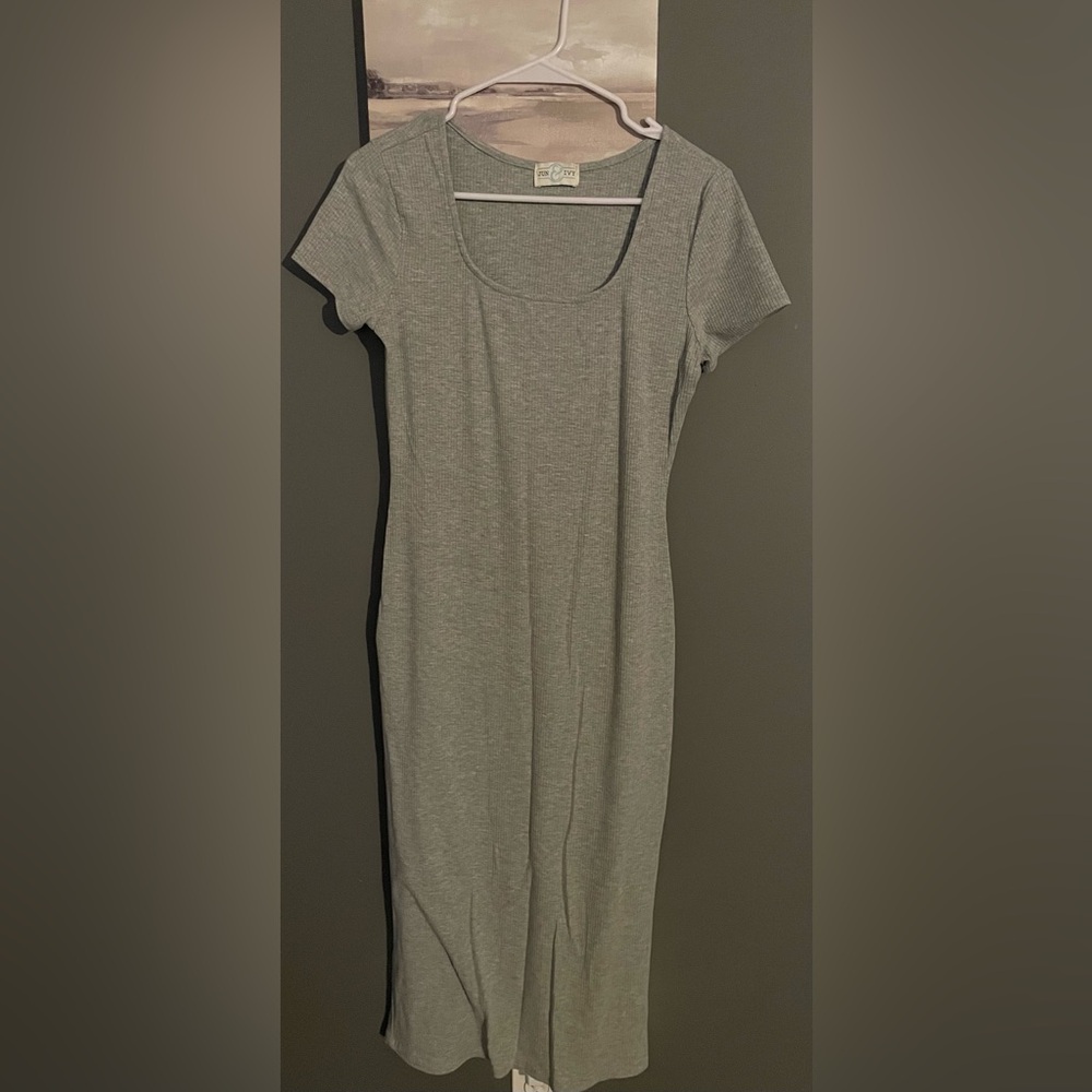 Women’s dress